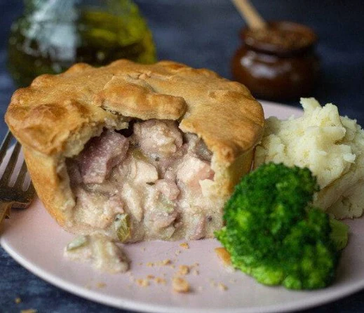 Mud Premium Chicken, Ham & Leek Pie 270gm (Retail) TO ORDER ONLY